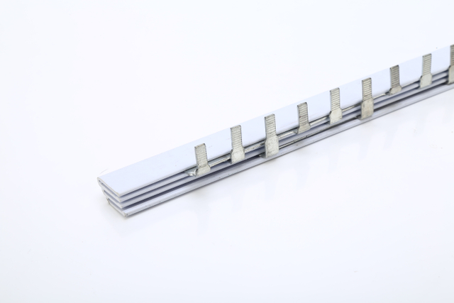 32A C45 3PIN TYPE 铜排 配电箱断路器 MCB 连接器 母排连接