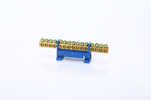 蓝色螺丝黄铜连接器 DIN 导轨接线端子接地和零线块 15 路配电箱铜接线板