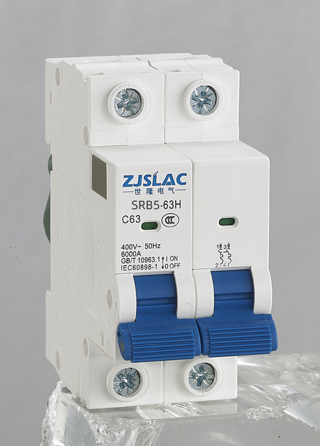 高质量的AC MCB 6A 16A 20A 32A 40A 415A AC 415V太阳能系统的电动电气断路器 