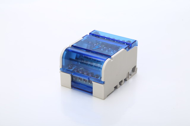 4P-7 DIN 导轨接线端子模块化螺钉连接配电块箱通用电线接头